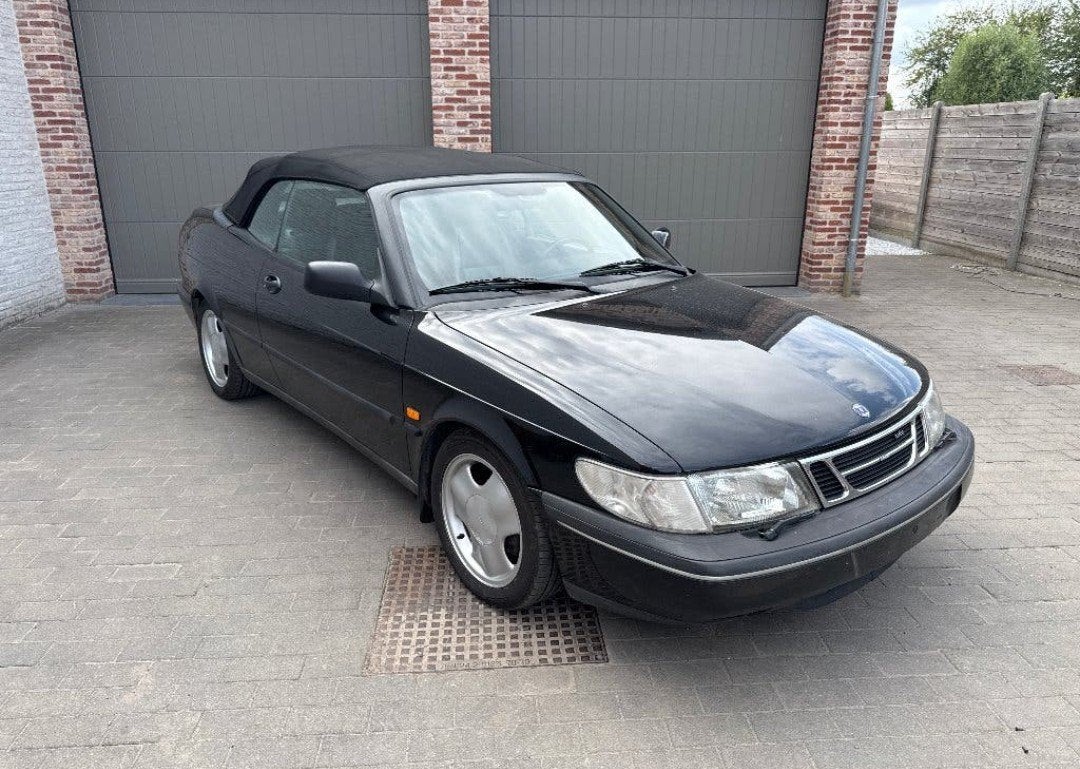 Nette Saab 900 turbo cabrio, Auto's, Saab, Voorwielaandrijving, Zwart, 4 cilinders, Zwart