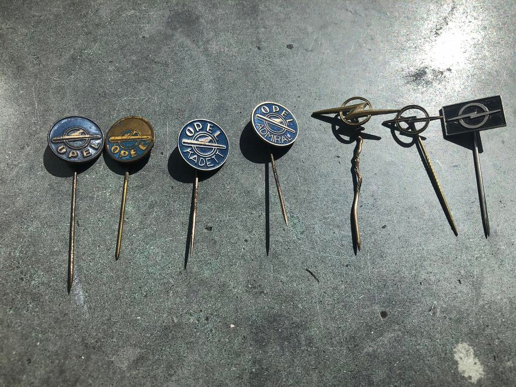 7 oude Opel speldjes (ook los te koop), Verzamelen, Speldjes, Pins en Buttons, Ophalen of Verzenden, Gebruikt, Merk, Speldje of Pin