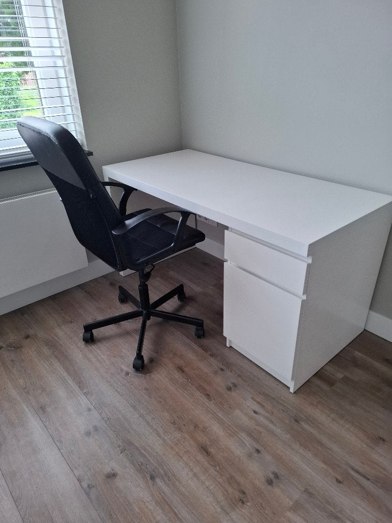 Bureau, Huis en Inrichting, Bureaus, Gebruikt, Wit, Ophalen, Overige stijlen