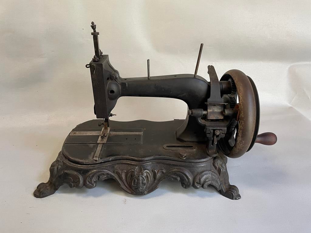 Daxonia Regia handnaaimachine, Antiek en Kunst, Ophalen of Verzenden