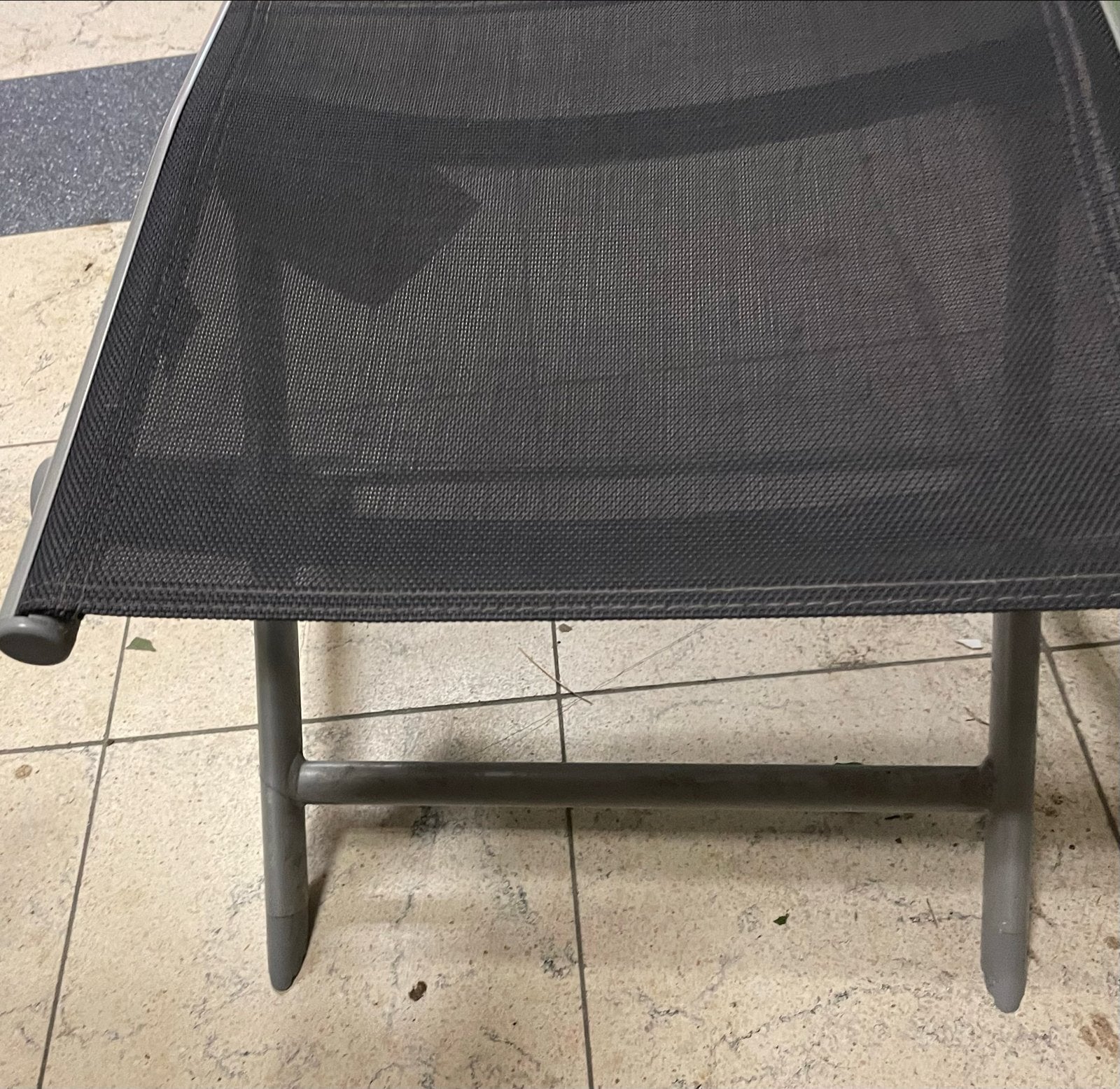 Comfortabele ligstoel voor buiten, Tuin en Terras, Ophalen, Gebruikt, Metaal