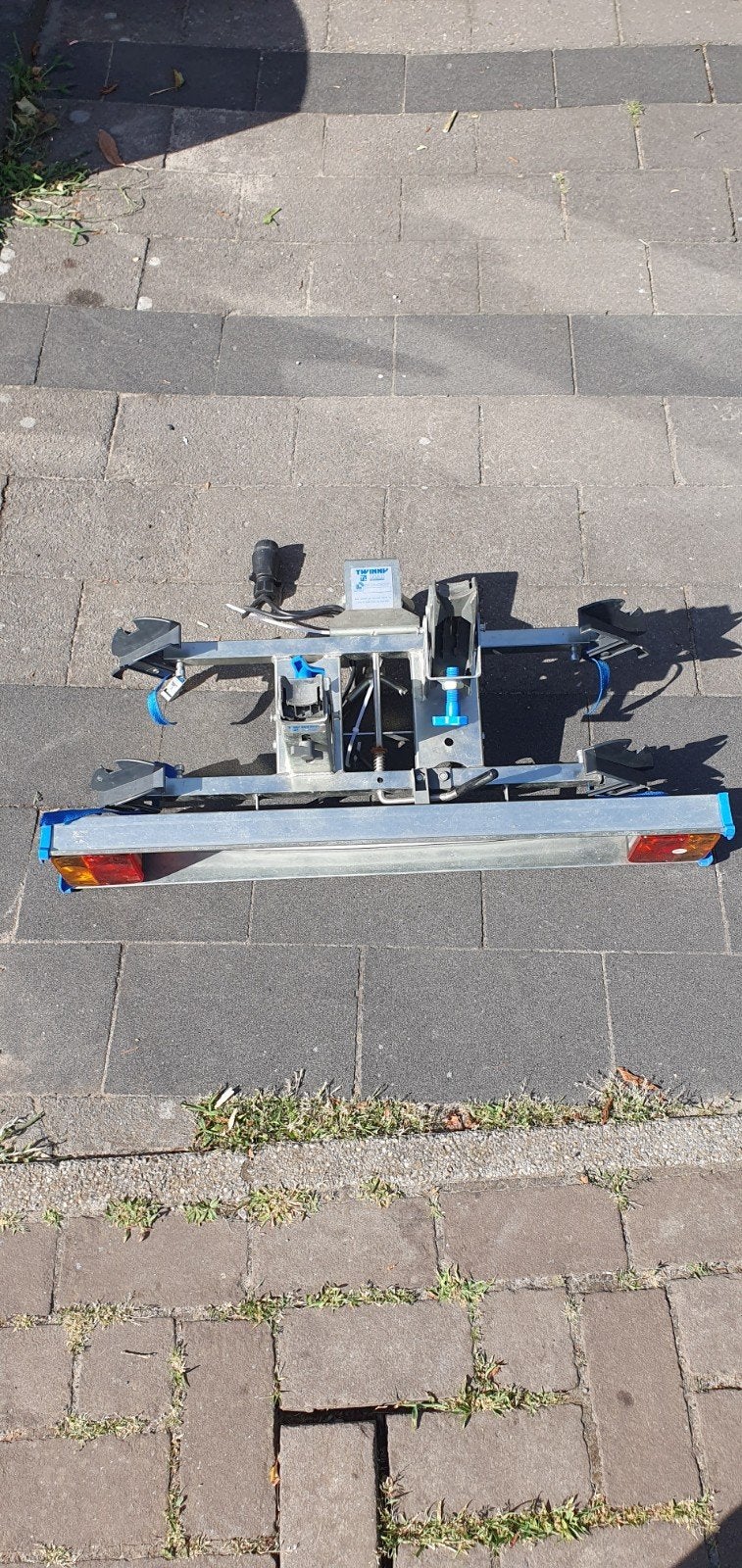 Twinny Load fietsendrager met beugel voor trekhaak, Ophalen, 2 fietsen, Zo goed als nieuw, Trekhaakdrager