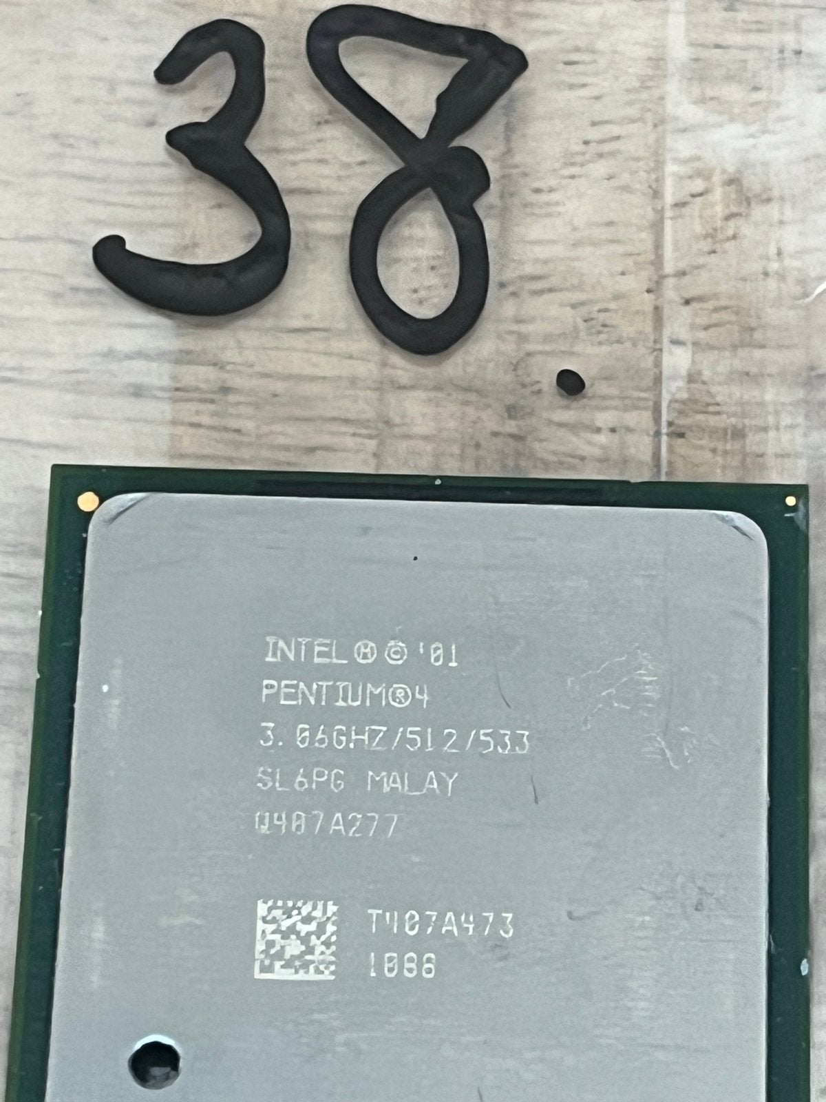 #38 - Intel Pentium 4 3.06GHz Processor SL6PG Malay, Computers en Software, Processors, Verzenden, Zo goed als nieuw, Overige