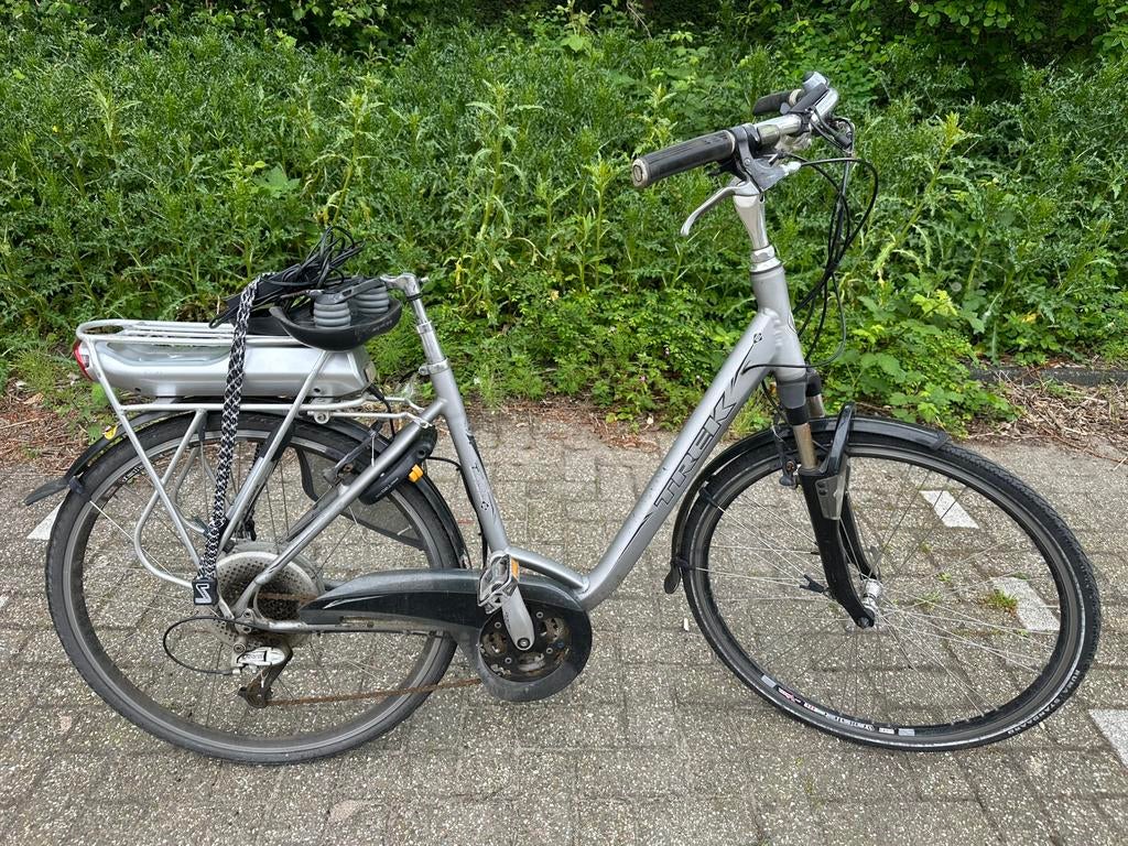 Trek Elektrische Fiets opknapper of voor onderdelen, Fietsen en Brommers, Elektrische fietsen, Ophalen of Verzenden, Zo goed als nieuw