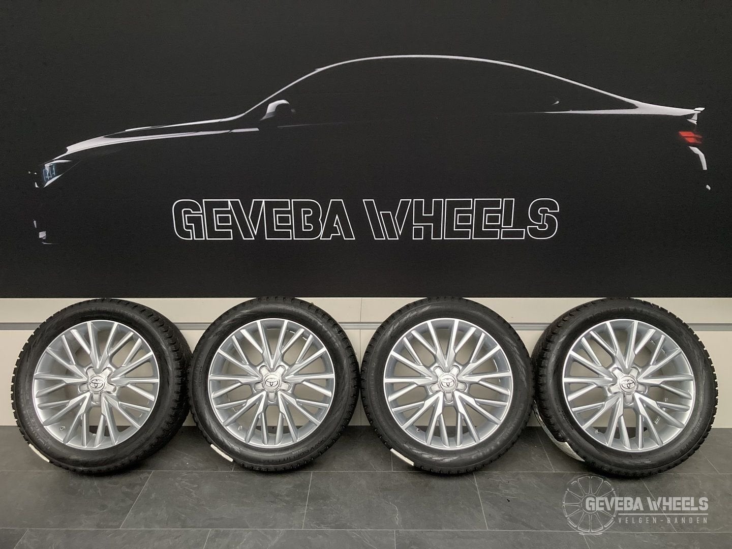 18” originele Toyota C-hr velgen + winterbanden 5x114.3 TPMS, Auto-onderdelen, Banden en Velgen, 18 inch, Gebruikt, -, -