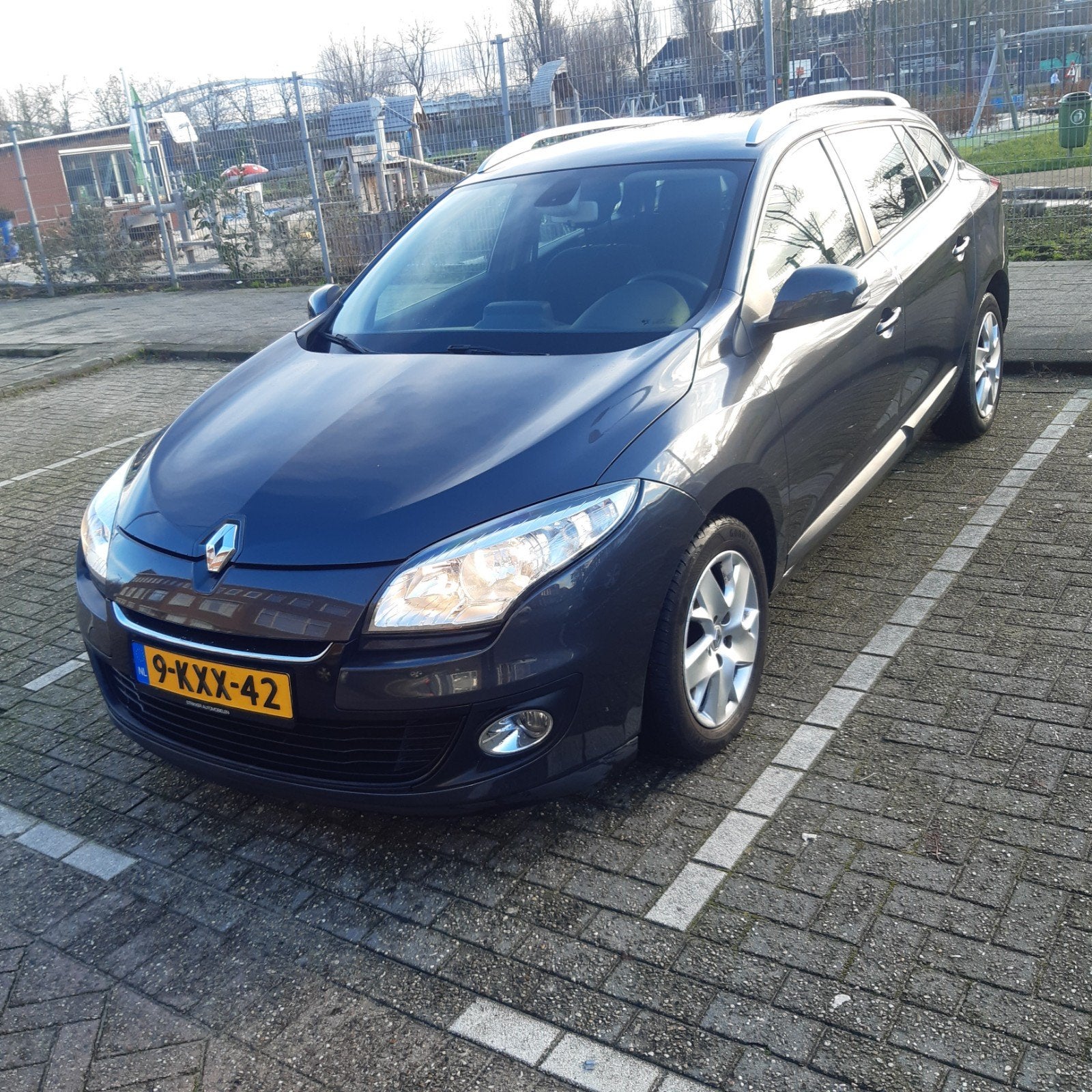 Renault Mégane 1.2 Energy TCe 115pk S&S ECO 2013 Grijs, Auto's, Voorwielaandrijving, 4 cilinders, Origineel Nederlands, Stationwagon