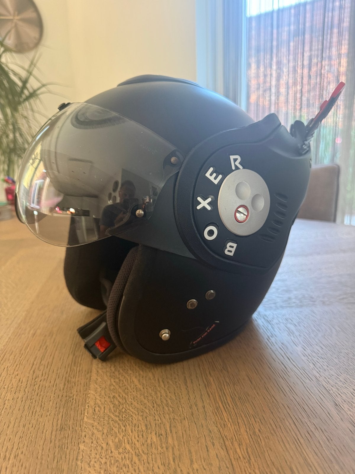 Roof Boxer helm, mat zwart, maat S/M 57 met getint vizier, Motoren, Kleding | Motorhelmen, Systeemhelm, S, Tweedehands, Ophalen