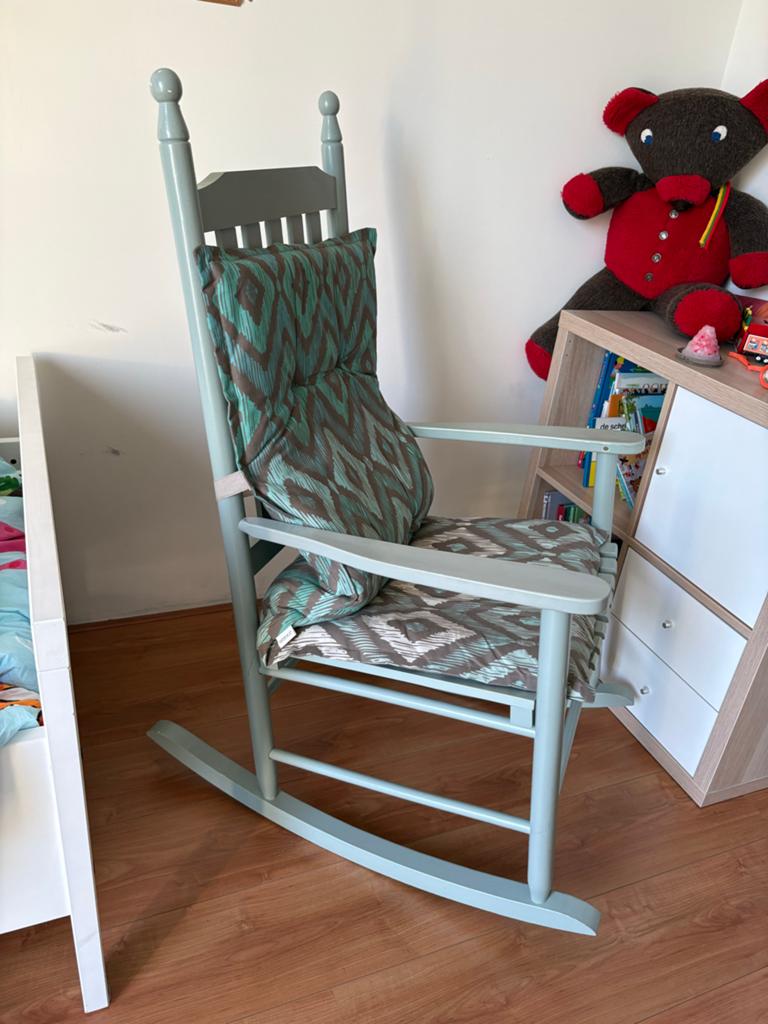 Schommelstoel met kussen - Lichtblauw/Grijs, Huis en Inrichting, Stoelen, Ophalen, Gebruikt, Overige kleuren, Eén