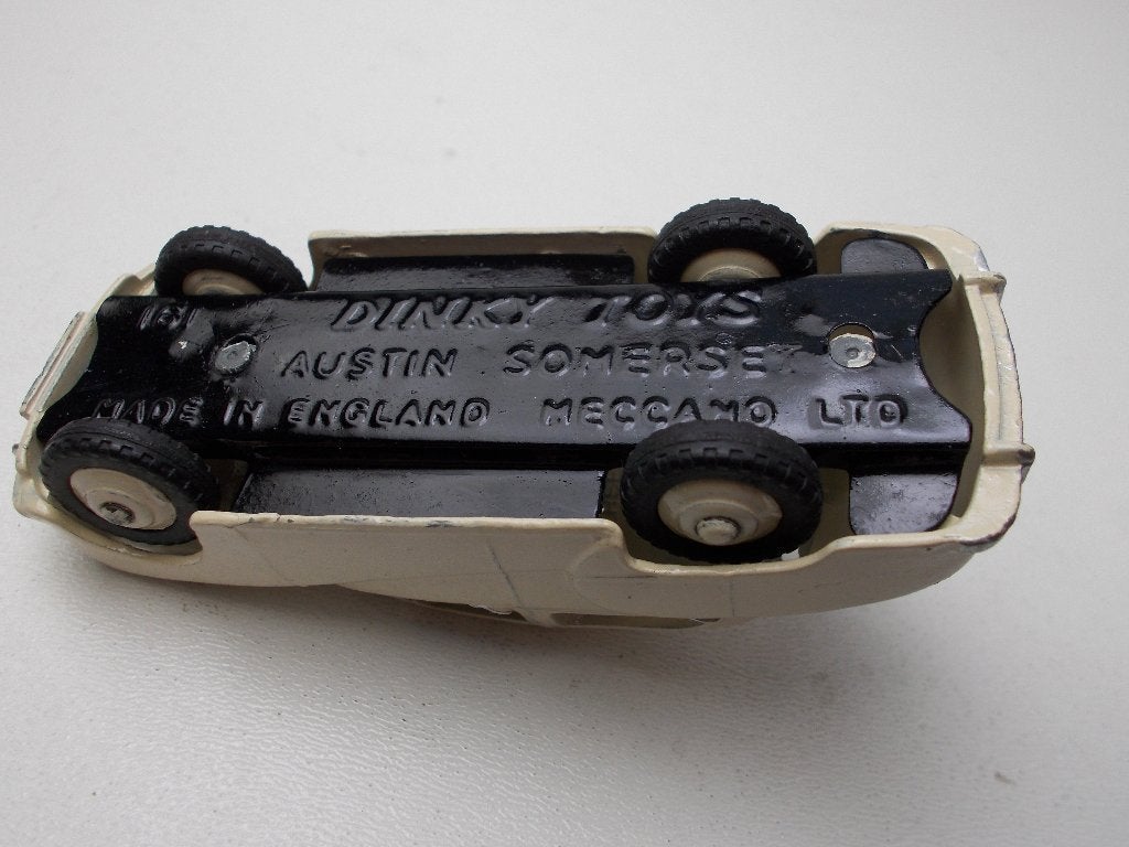 1959 Dinky Toys 161 AUSTIN SOMMERSET (Gerestaureerd.), Ophalen of Verzenden, Gebruikt, Auto, Dinky Toys