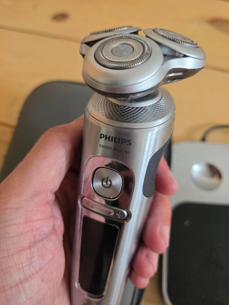 Philips Shaver Series 9000 met reisetui, Ophalen, Zo goed als nieuw, Scheren en Epileren