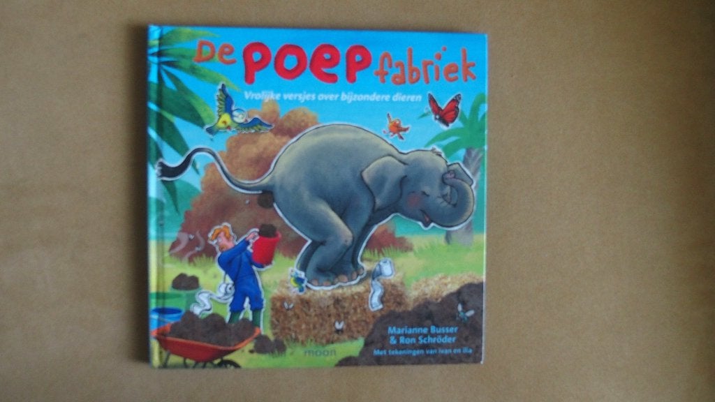 De poepfabriek - Marianne Busser, Boeken, Gelezen, Fictie algemeen, Jongen of Meisje, Ophalen of Verzenden