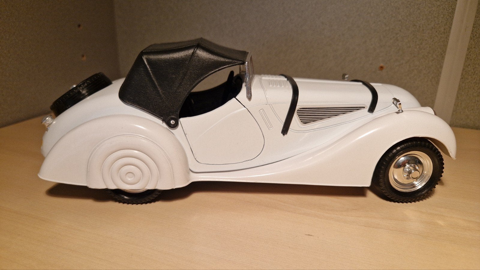 Vintage BMW 328 Modelauto - Wit met Zwart Dak, Ophalen of Verzenden
