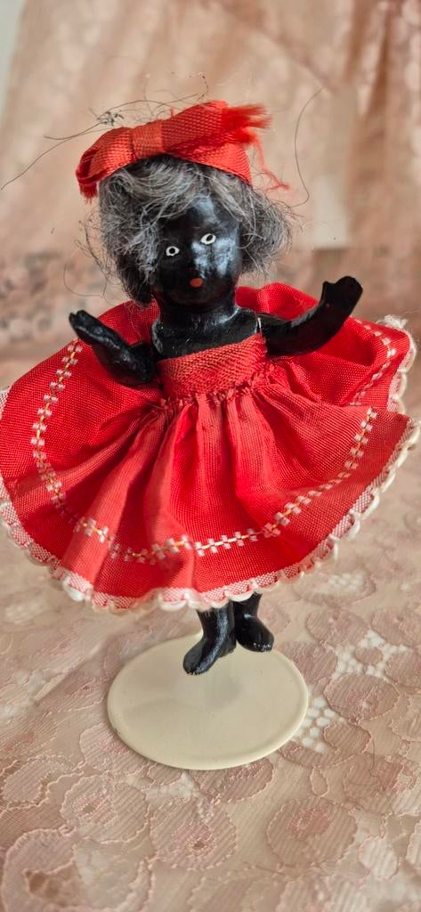 Leuk popje 11 cm, Antiek en Kunst, Ophalen of Verzenden
