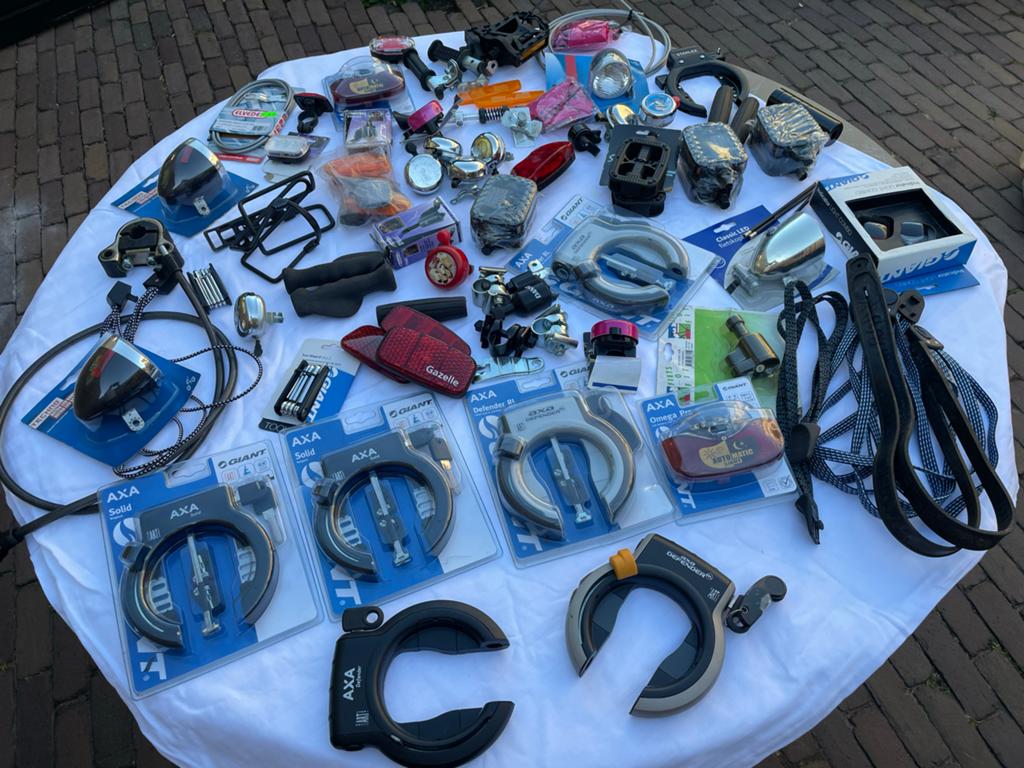 Partij fietsonderdelen nieuw!, Ophalen of Verzenden, Spatbord