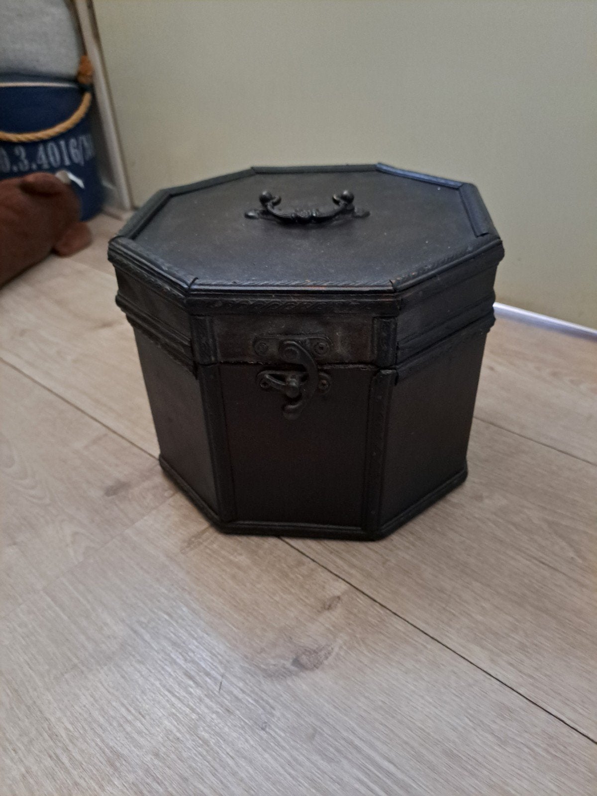 Mooie houten koffertje zgan, Ophalen, Zo goed als nieuw