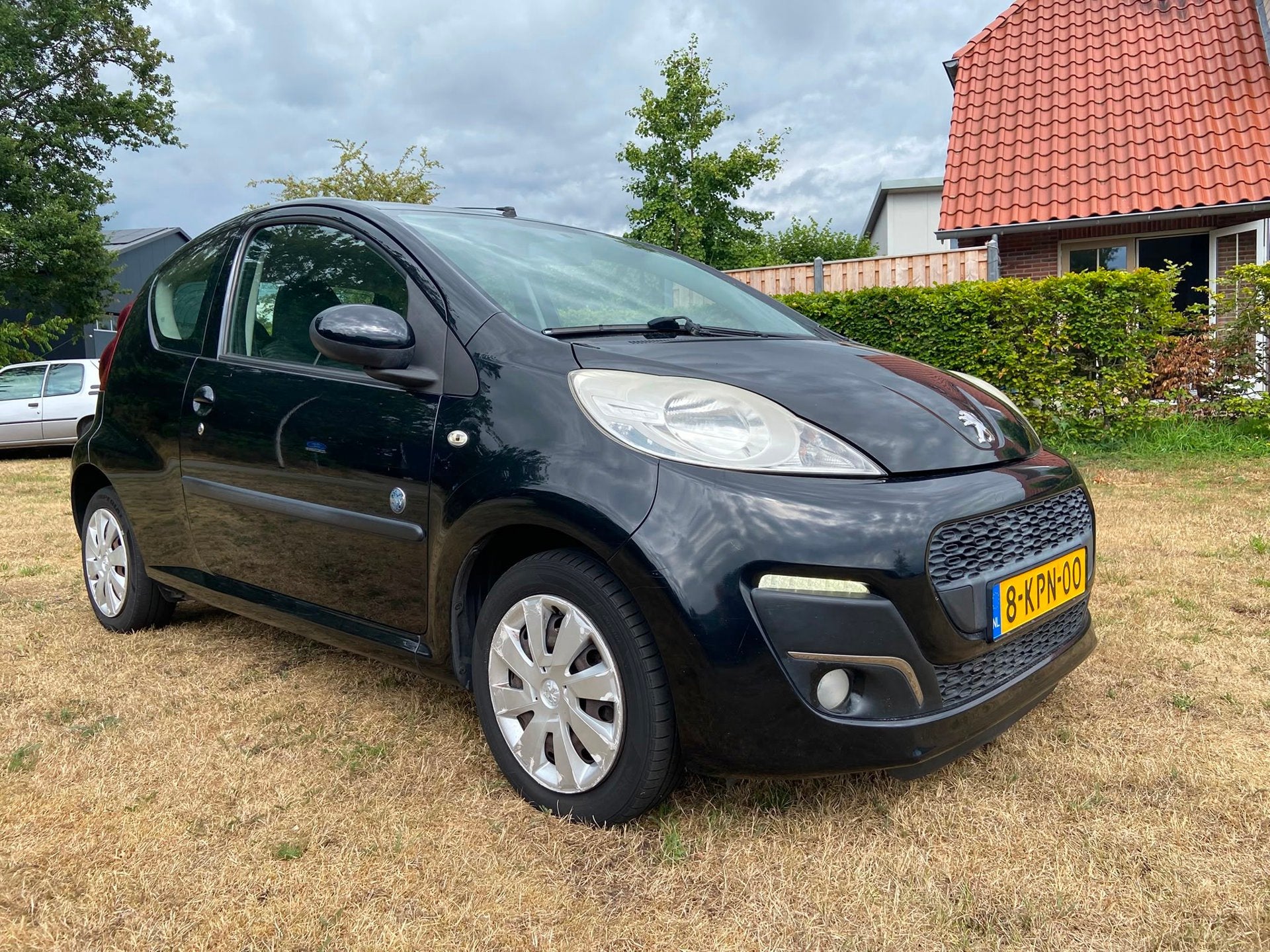 Peugeot 107 1.0 Envy, BJ'2013, airco, APK 17-08-2027, Auto's, Peugeot, Voorwielaandrijving, Euro 5, Stof, Gebruikt