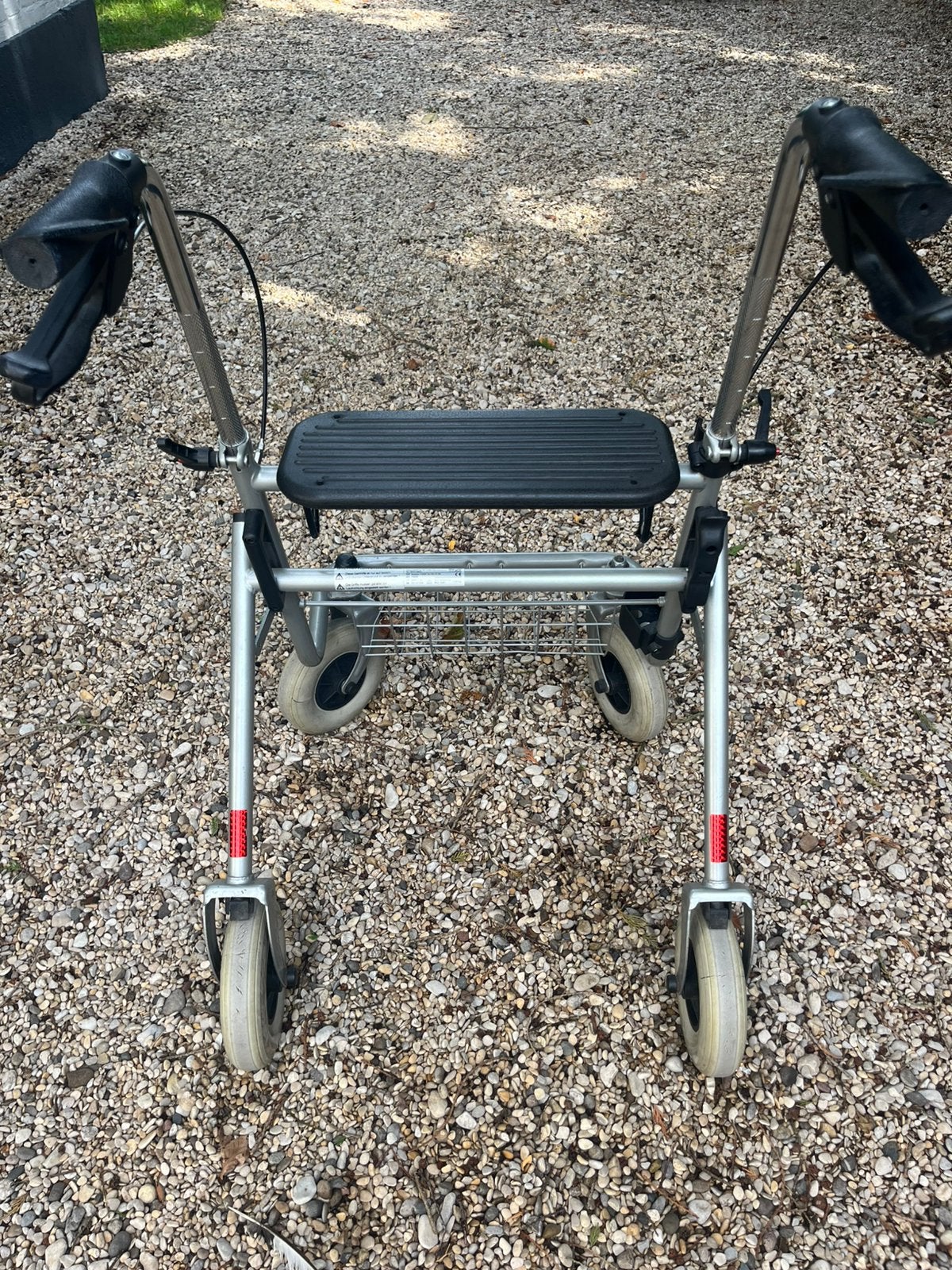 Stevige lichtgewicht rollator merk Days, Ophalen, Lichtgewicht, Zo goed als nieuw