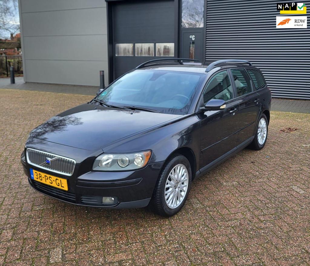 Volvo V50 2.4 Momentum, Clima, CruisC!, Auto's, Volvo, Stof, Gebruikt, Zwart, 700 kg