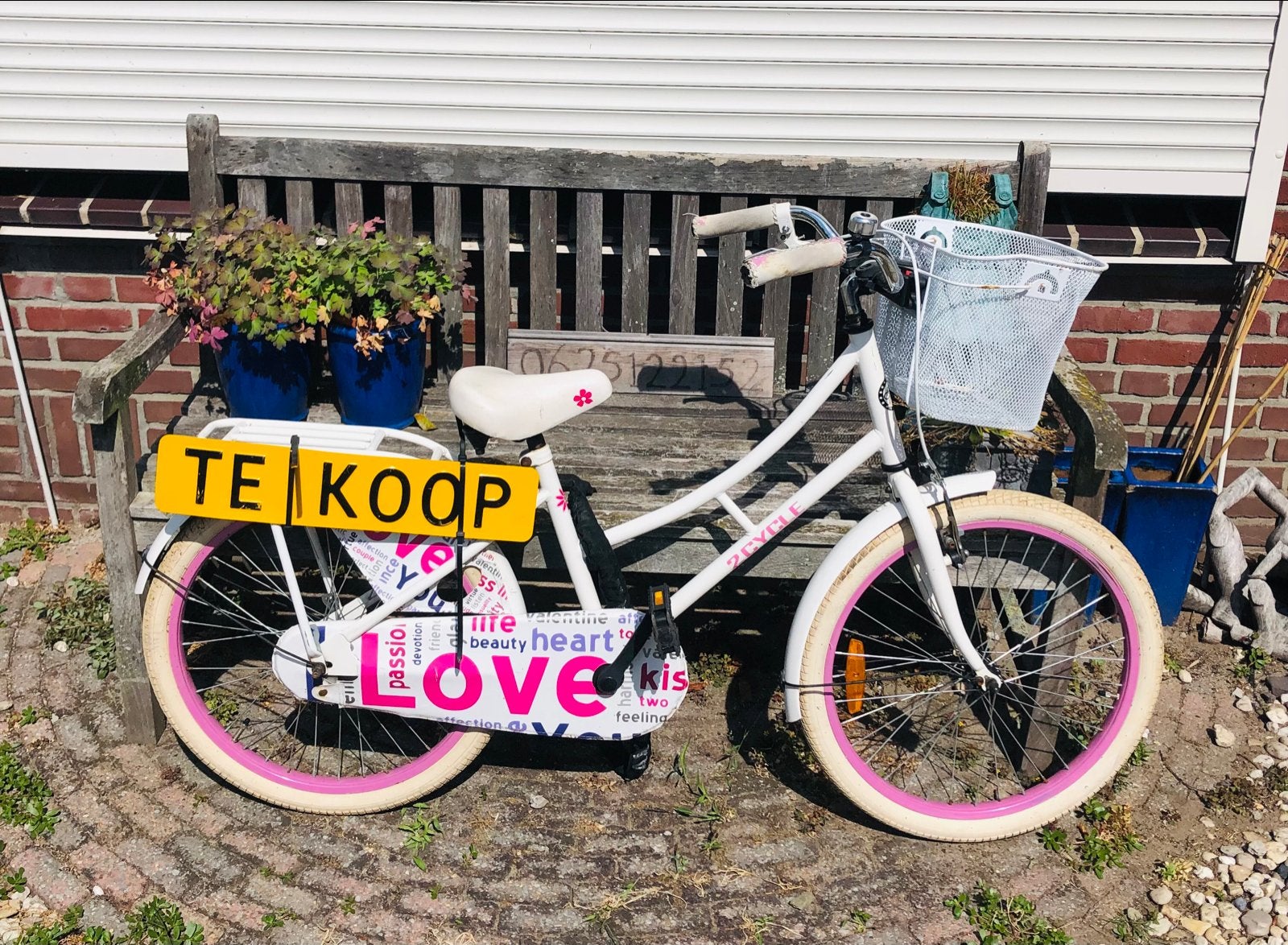 Fleurige fiets met dikke banden en bloemen motiefjes, Ophalen, Gebruikt, Velgrem, 20 inch of meer
