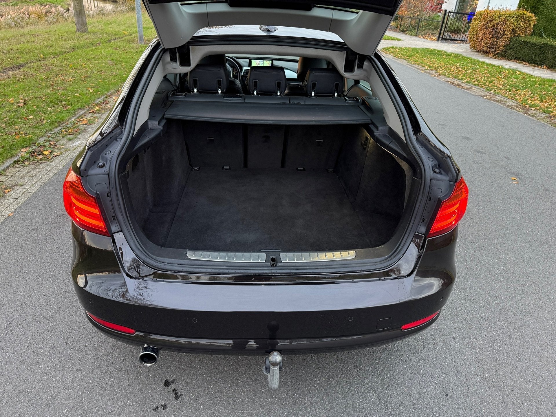 Foto 15 van BMW 3-serie Gran Turismo 320i High Executive NAP/CLIMA/LEER/