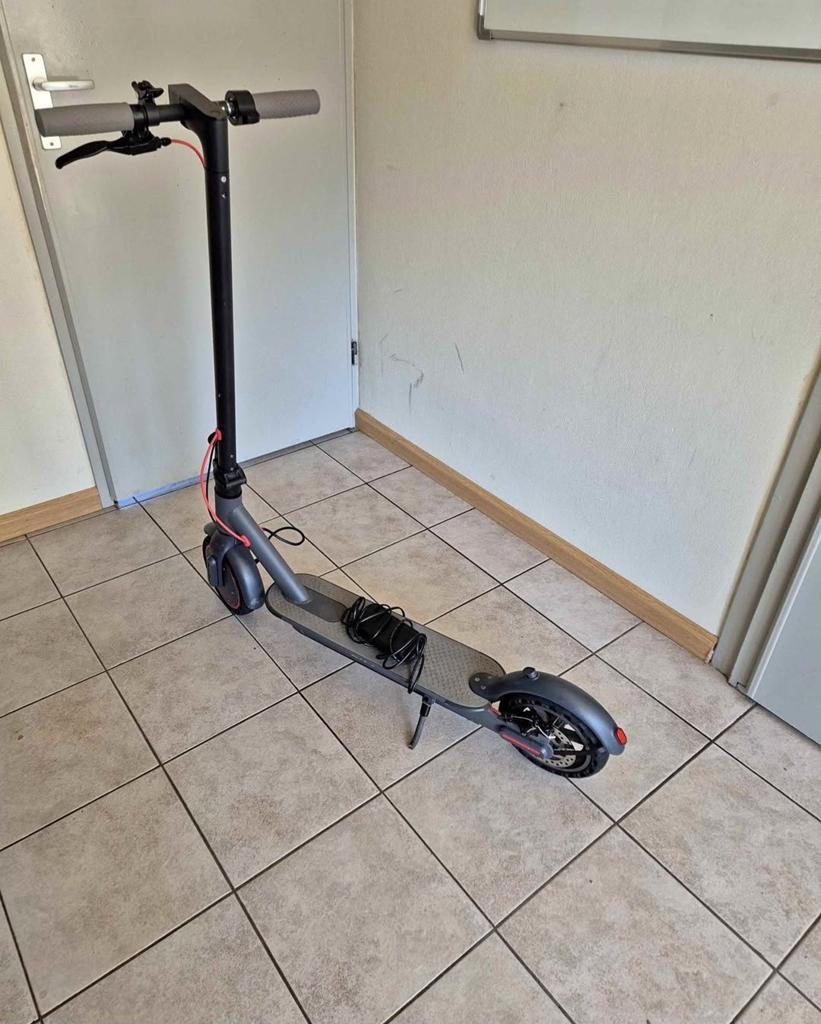 Elektrische step - Xiaomi M365, Ophalen of Verzenden, Gebruikt, Elektrische step (E-scooter), Xiaomi