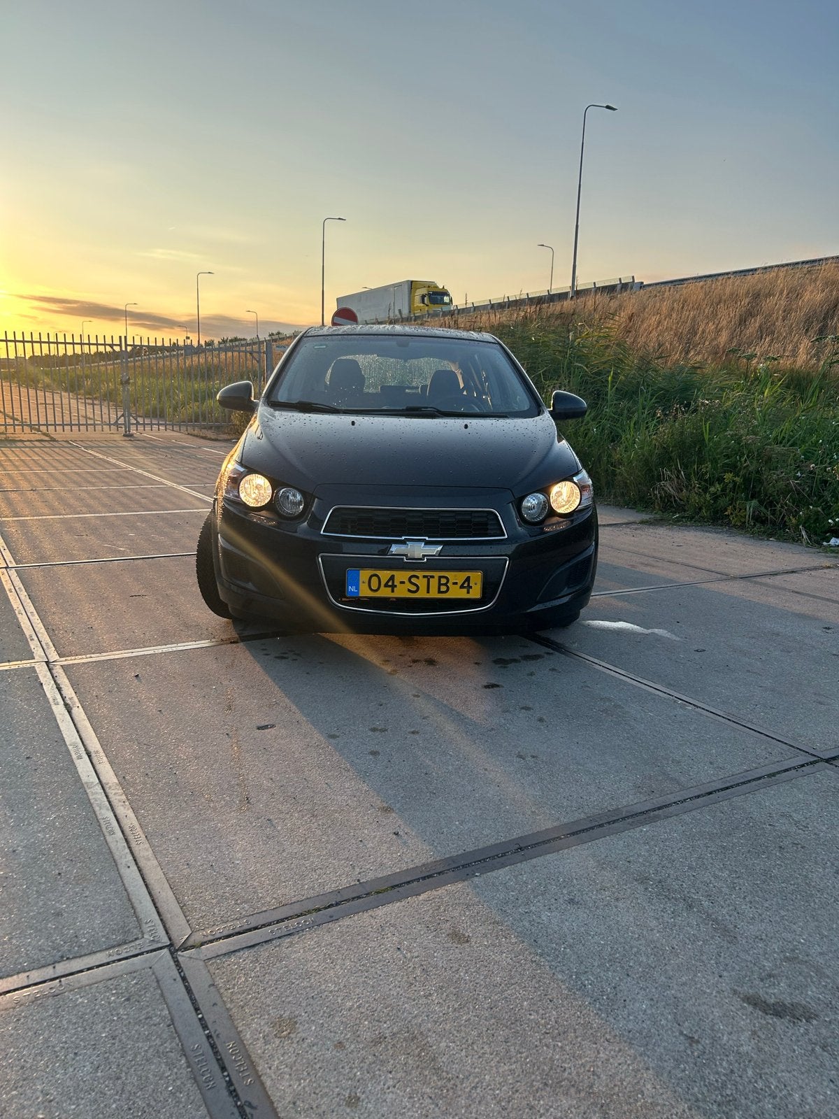 Chevrolet Aveo 1.4 5D 2011 Zwart, Auto's, Voorwielaandrijving, Euro 5, 4 cilinders, Particulier