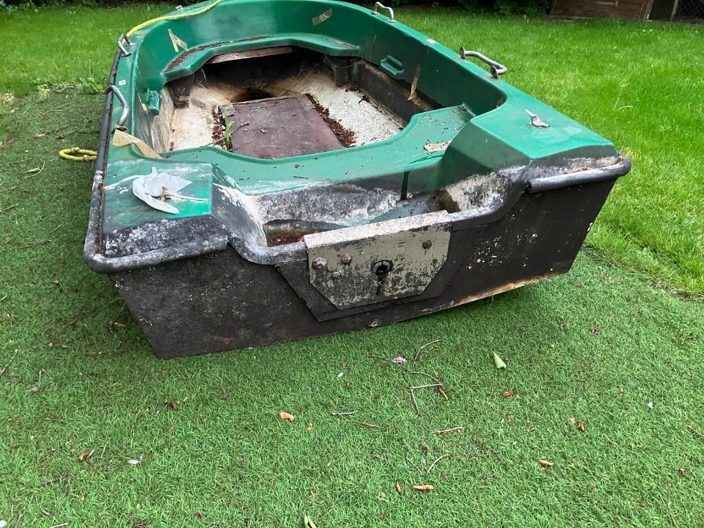 Te koop polyester roeiboot / motorboot opknapper, Ophalen, Gebruikt, Polyester