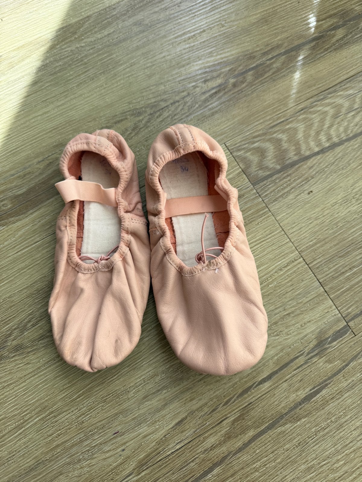 Balletschoenen maat 34 (valt als 32), Ophalen of Verzenden, Gebruikt, Schoenen