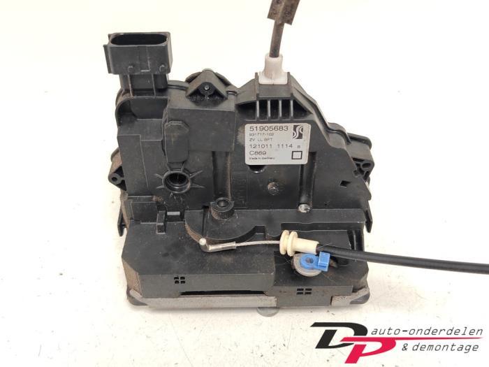 Deurslot Mechaniek 2Deurs rechts van een Fiat Punto, Auto-onderdelen, Gebruikt, -, -, Ophalen of Verzenden