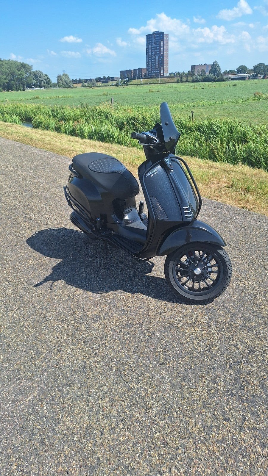 Vespa Sprint Full black 2016, Ophalen, Gebruikt, Maximaal 45 km/u, Benzine