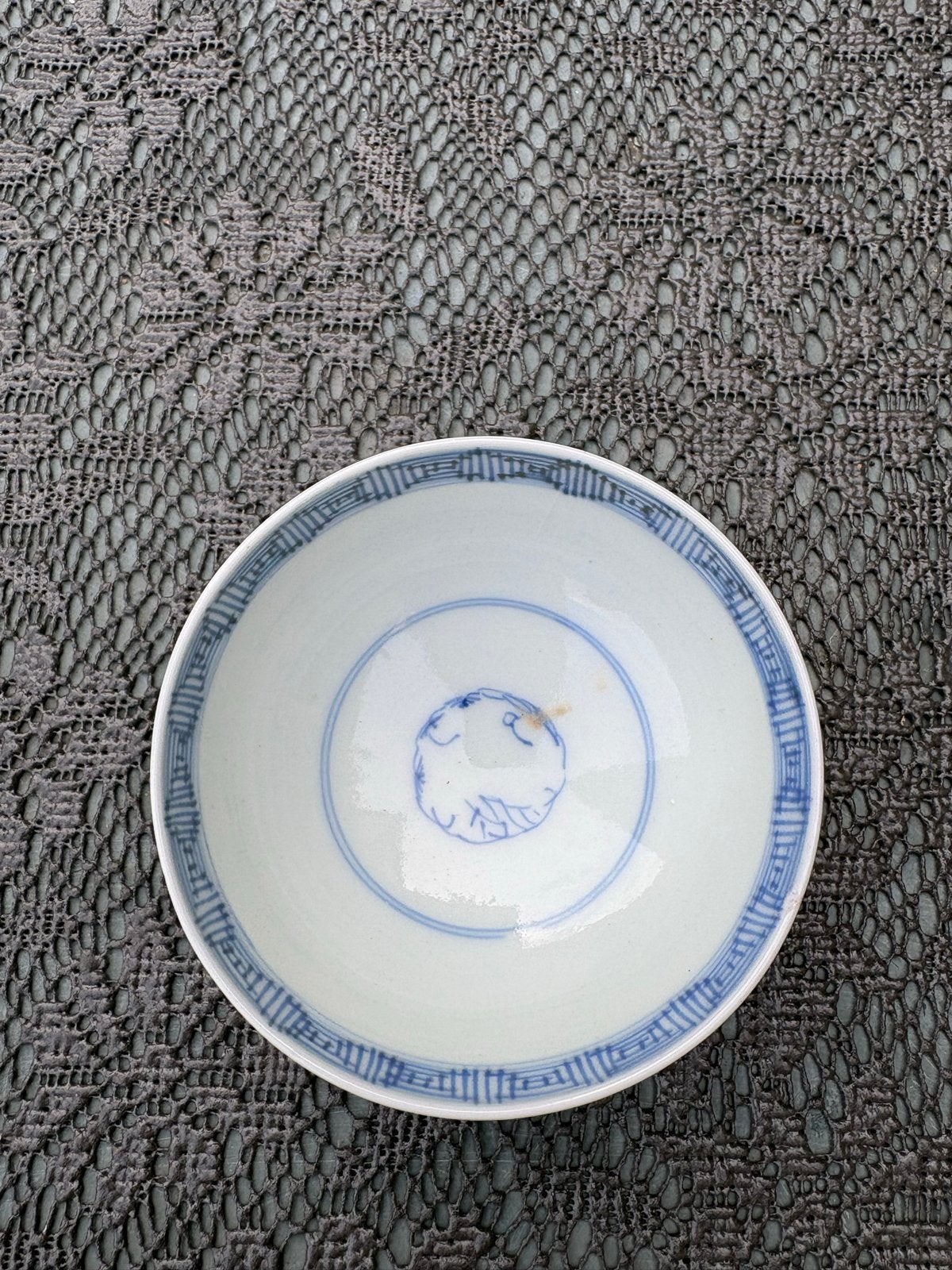 Japans porseleinen kom, blauw-wit decor, Antiek en Kunst, Antiek | Porselein, Ophalen of Verzenden