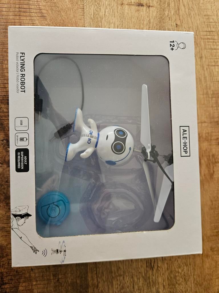 Vliegende robot - Zo goed als nieuw, Overige merken, Verlichting, Minder dan 100 meter, Zo goed als nieuw