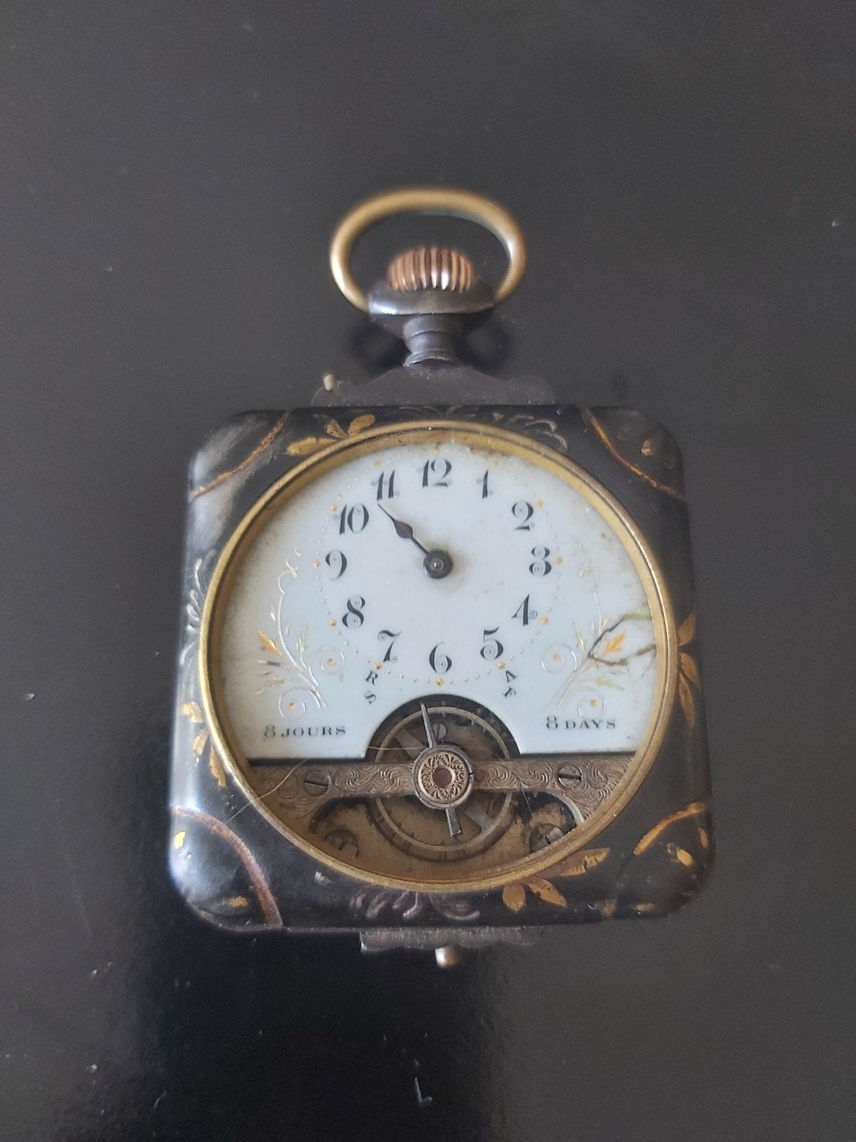 Antiek 8-daags zakhorloge met bloemmotief, Sieraden, Tassen en Uiterlijk, Antieke sieraden, Ophalen of Verzenden, Overige materialen
