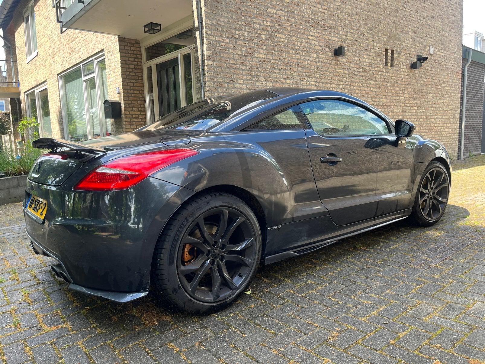 Peugeot RCZ 1.6 GT uitvoering! Antraciet, Voorwielaandrijving, Adaptive Cruise Control, 4 stoelen, Handgeschakeld