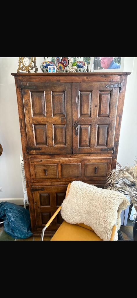 Zeer mooie antieke eikenhouten kast, Ophalen, Zo goed als nieuw, 25 tot 50 cm