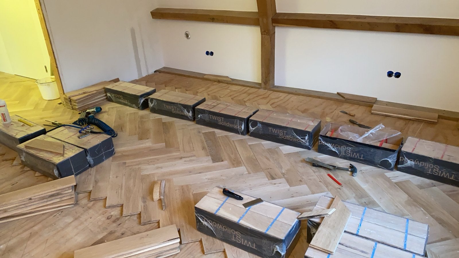 9,5m2 massief eiken visgraat parket, 50 tot 150 cm, Nieuw, 5 tot 10 m², 10 tot 30 cm
