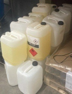 jerrycans 20 en 25 liter, Minder dan 75 liter, Ophalen of Verzenden, Zo goed als nieuw