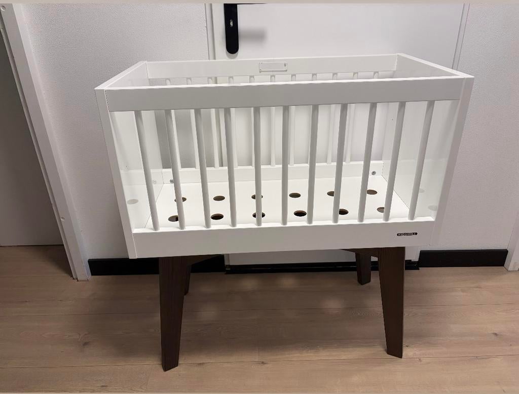 Kidsmill Sixties Wieg, Kinderen en Baby's, Babywiegjes en Ledikanten, Ophalen of Verzenden, Zo goed als nieuw, Wieg