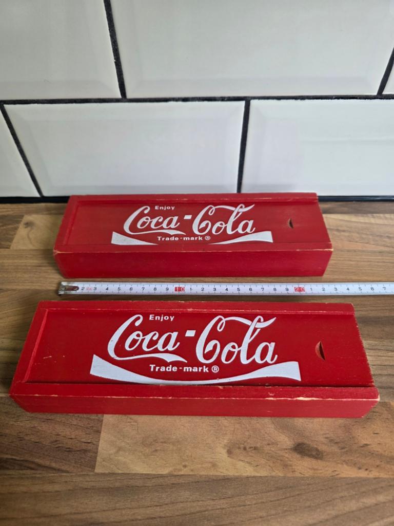 Set van 2 Coca-Cola houten pennenbakjes, Ophalen of Verzenden, Gebruikt
