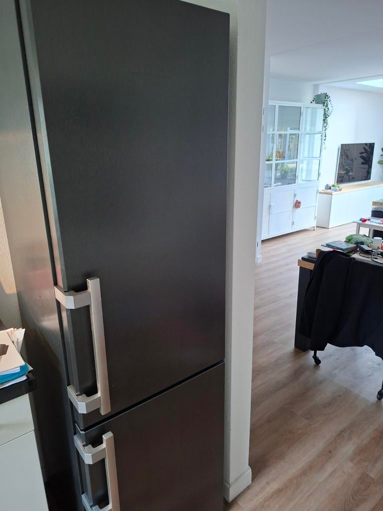 Liebherr Koel-vriescombinatie - 62x70x200cm, Gebruikt, 200 liter of meer, 60 cm of meer, Met aparte vriezer