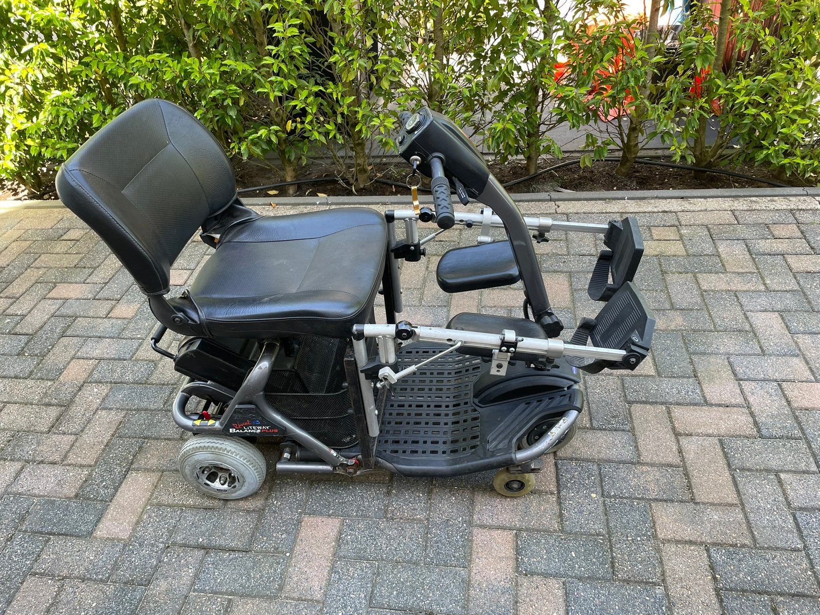 Inklapbare scootmobiel, Diversen, Ophalen, Life and Mobility, 10 km/u of minder, Gebruikt
