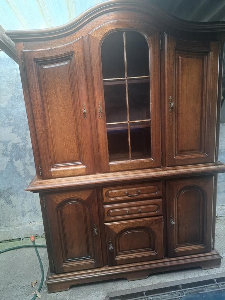 Gratis buffetkast, Huis en Inrichting, Kasten | Buffetkasten, Ophalen of Verzenden, Gebruikt, 25 tot 50 cm, 200 cm of meer