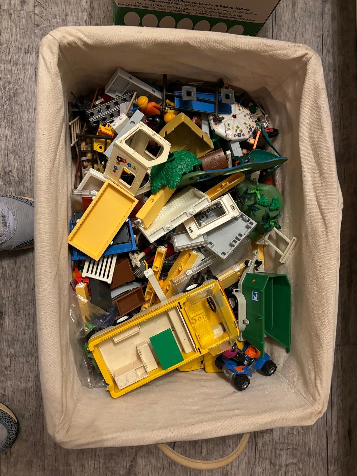 Grote Playmobil collectie: huis, school, auto’s en figuren, Ophalen, Gebruikt, Gebouw, Complete set