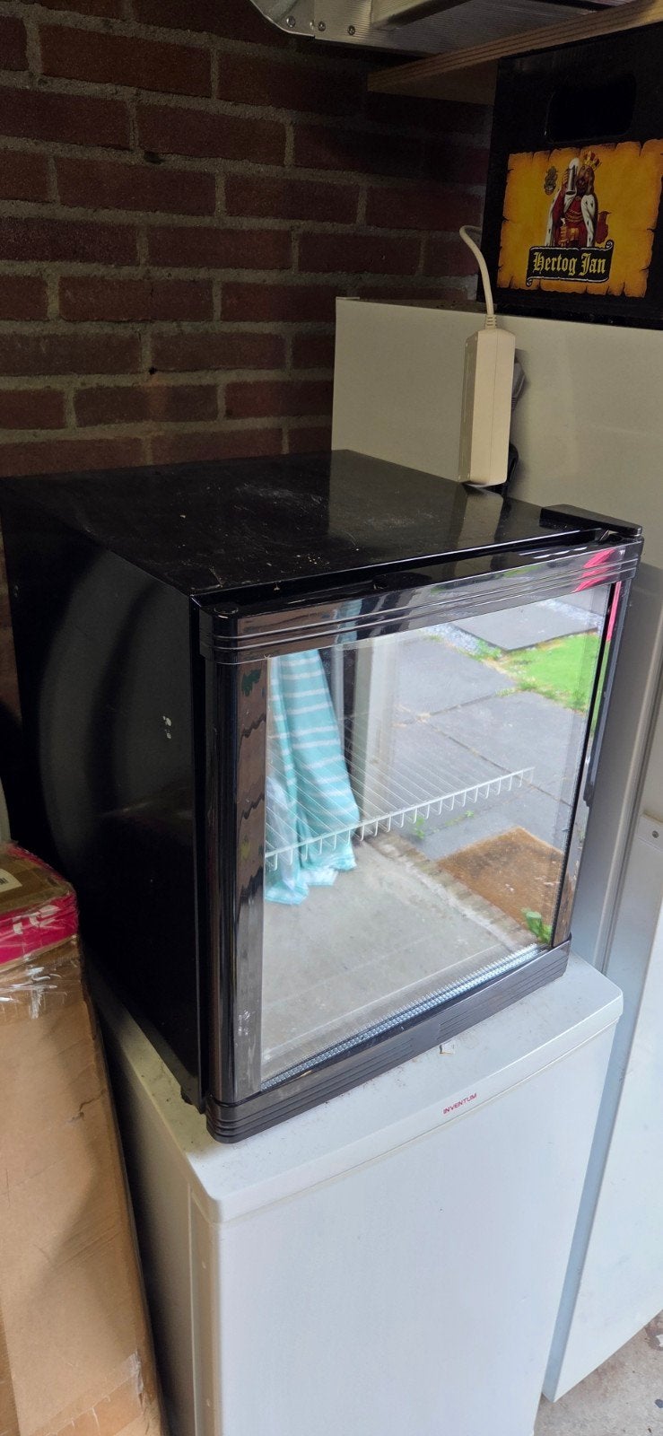 Compacte Exquisit minikoelkast met glazen deur, Ophalen, Minder dan 75 liter, Zonder vriesvak, Gebruikt