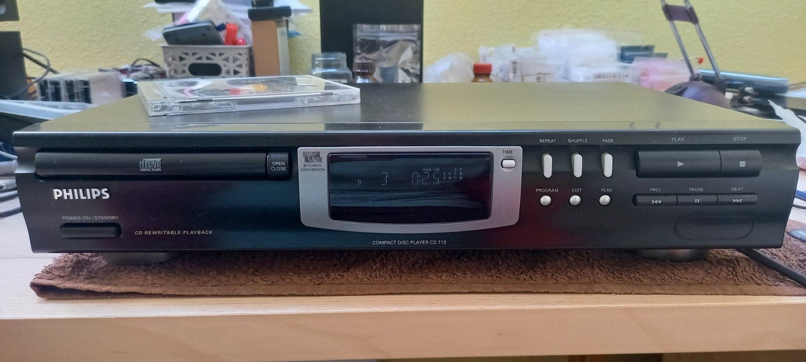 Philips CD713 CD-speler - Werkt, lade hapert soms, Ophalen, Gebruikt, Philips