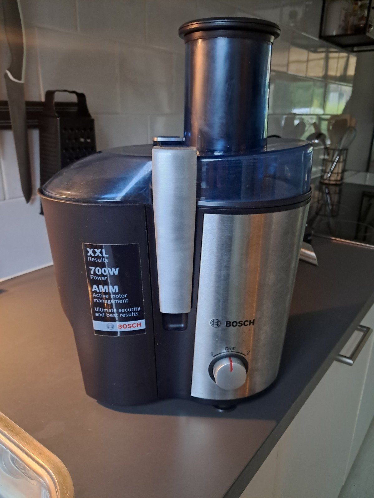 Bosch Sapcentrifuge - XXL sapinvoer, 700W, Ophalen of Verzenden, Gebruikt, Elektrisch, Sapcentrifuge