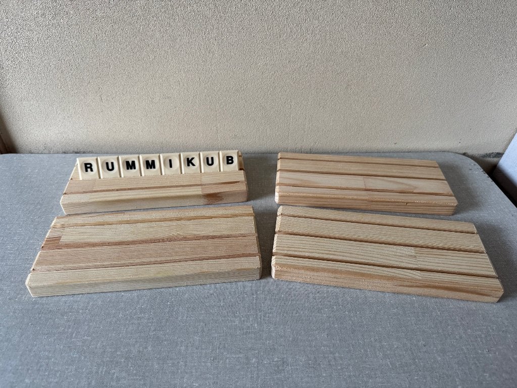 NIEUW rummikub opzetborden van massief hout valt dus niet om, Vijf spelers of meer, Ophalen of Verzenden, Nieuw