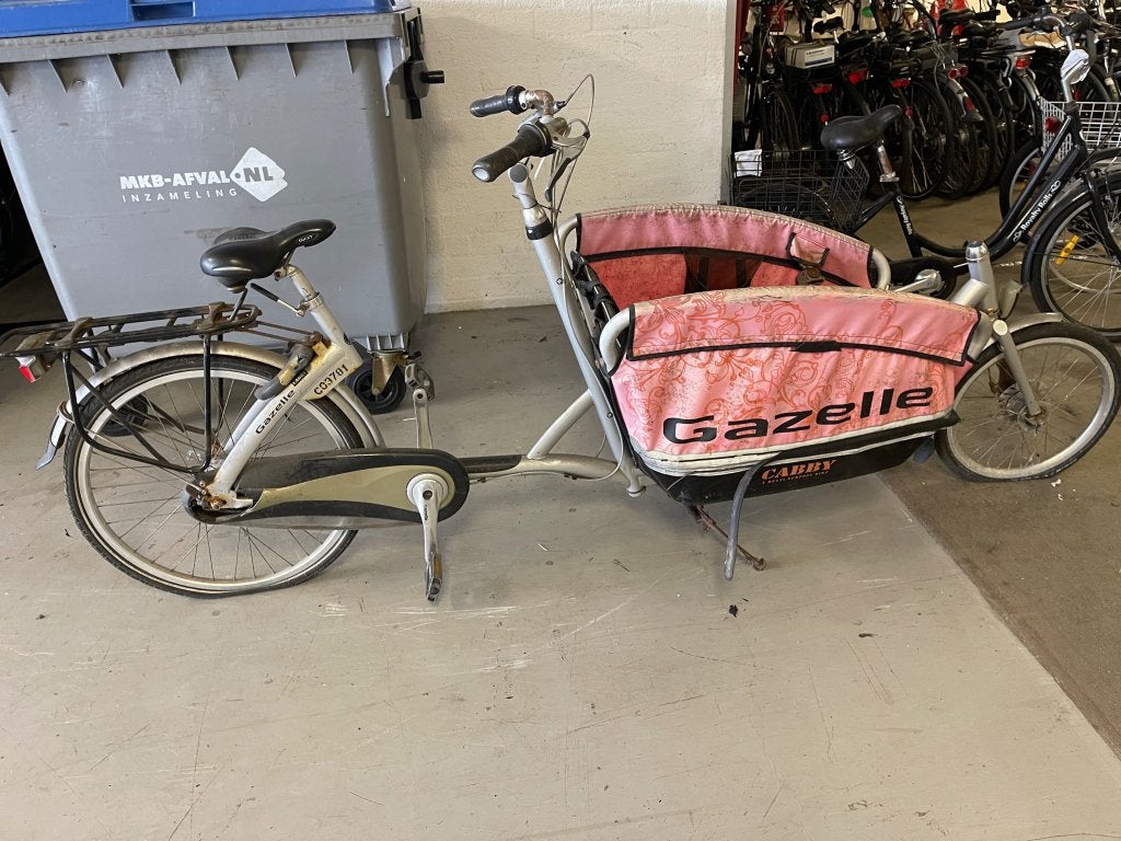 Partij van 3 x bakfietsen opknapper handel partij gazelle