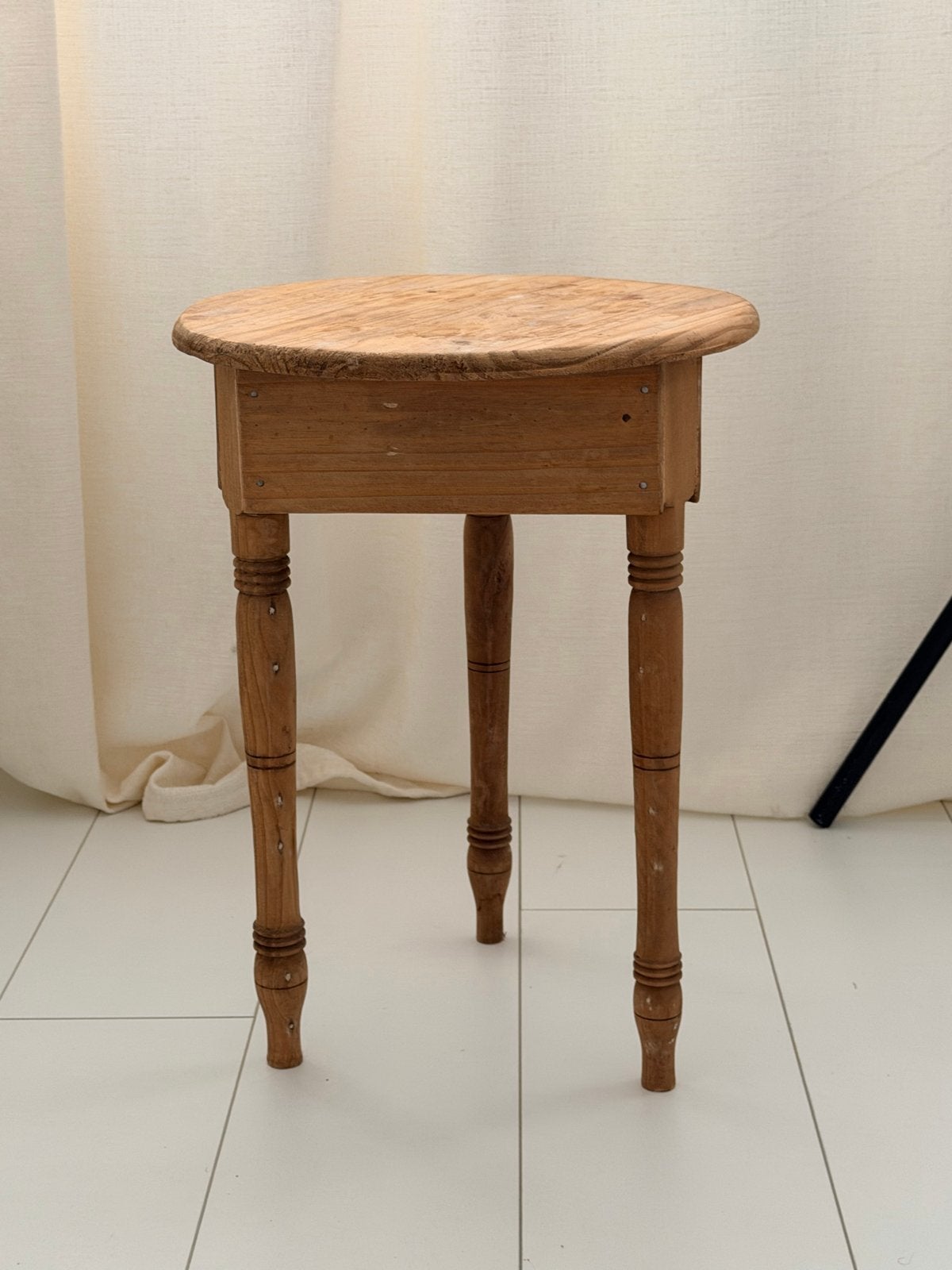 Gratis Oosterse bijzettafel van hout, Minder dan 55 cm, Gebruikt, Rond, Hout