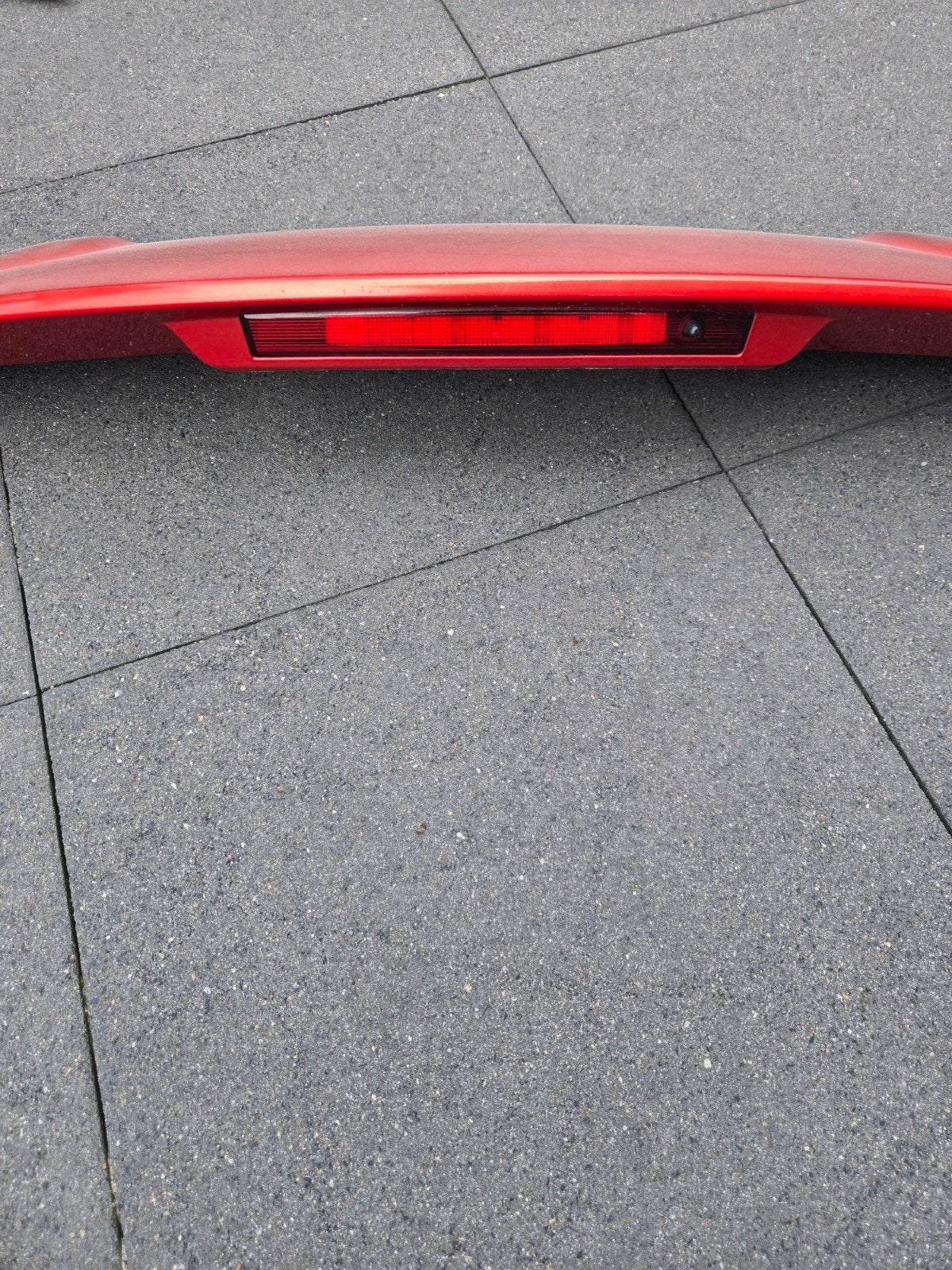 Rode achterklep spoiler met remlicht, Gebruikt, Achterklep, Renault, Ophalen of Verzenden